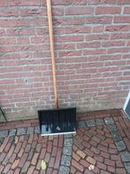 Sneewschep, Tuin en Terras, Ophalen, Zo goed als nieuw