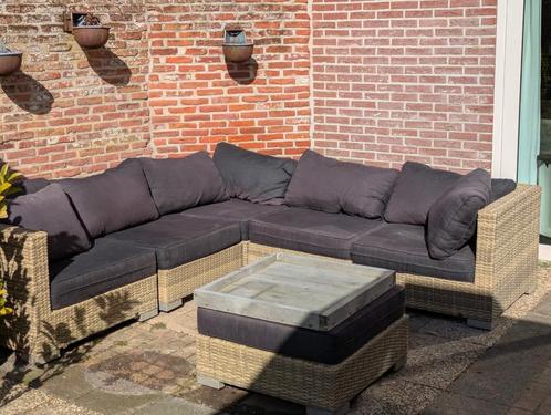 Lounge hoekbank inclusief kussens en tafel, Tuin en Terras, Tuinsets en Loungesets, Gebruikt, Steigerhout, Ophalen