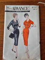 Advance 8707 vintage patroon jurk, Hobby en Vrije tijd, Kledingpatronen, Ophalen of Verzenden, Zo goed als nieuw, Kind, Overige merken