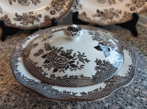 Wedgwood Asiatic Pheasants dekschaal schaal Bruin Brown, Huis en Inrichting, Keuken | Servies, Zo goed als nieuw, Schaal of Schalen