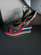 Tommy Hilfiger mooie sleehak schoenen 38, Kleding | Dames, Schoenen, Ophalen of Verzenden, Zo goed als nieuw, Blauw