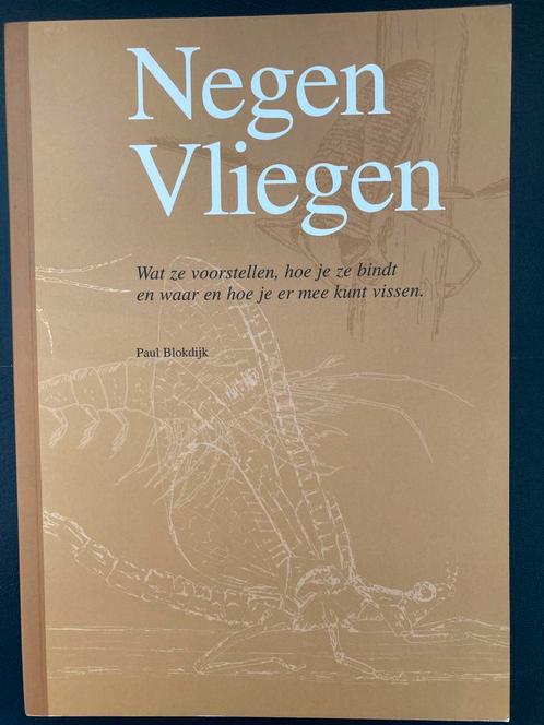 Negen vliegen van Paul Blokdijk. Vliegvisboekje. Nieuw !, Watersport en Boten, Hengelsport | Vliegvissen, Nieuw, Overige typen