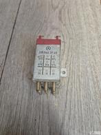 Mercedes W201 190 W124 module relais overspanning 2015403745, Gebruikt, -, Ophalen of Verzenden, -