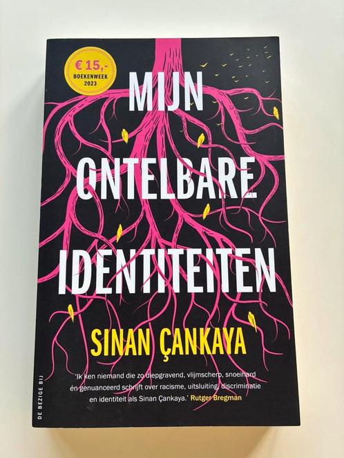 Sinan Çankaya - Mijn ontelbare identiteiten, Boeken, Literatuur, Zo goed als nieuw, Nederland, Ophalen of Verzenden