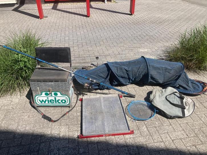 Visplateau / plateau, Watersport en Boten, Hengelsport | Witvissen, Gebruikt, Overige typen, Ophalen