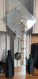 Spiegelklok glas h=80 cm b=34 cm, Huis en Inrichting, Woonaccessoires | Klokken, Ophalen, Gebruikt, Wandklok