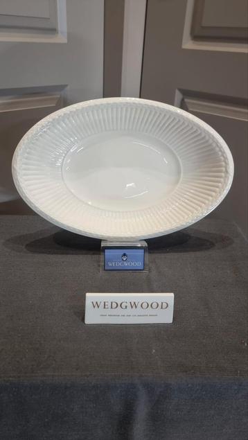 Wedgwood Edme Broodschuit Broodschaal 38,5 x 25 cm. beschikbaar voor biedingen