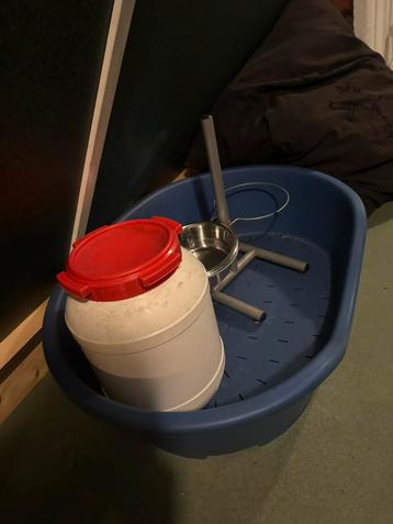 Hondenartikelen te koop helaas beschikbaar voor biedingen