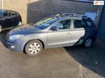 Hyundai I30 CW 1.6 CRDi Dynamic, Voorwielaandrijving, Origineel Nederlands, 1582 cc, 550 kg