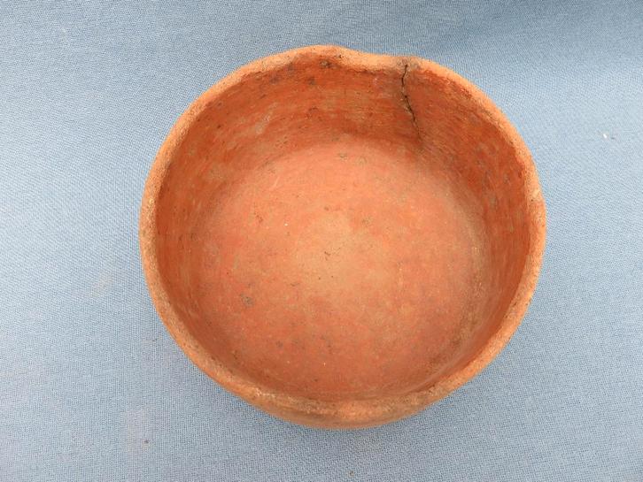 Romeinse rijk - Aardewerk kom - 1e eeuw A.D. - bodemvondst, Antiek en Kunst, Antiek | Keramiek en Aardewerk, Ophalen of Verzenden