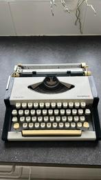 Retro typemachine, Olympia traveller, Diversen, Typemachines, Ophalen of Verzenden, Gebruikt