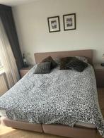 Boxspring, elektrisch, 2 nachtkastjes, nette staat, Huis en Inrichting, Slaapkamer | Boxsprings, Ophalen, Gebruikt, Bruin, Tweepersoons