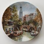 Utrechtse Oude Gracht Porseleinen Bord - Gesigneerd, Ophalen of Verzenden