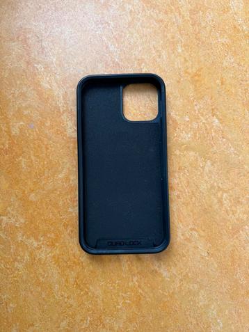 Quadlock case voor iPhone 12 beschikbaar voor biedingen