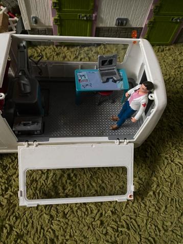 Schleich dierenarts beschikbaar voor biedingen