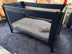 Campingbed met matras, 2 moltons, 1 hoeslaken en dekbedje, Ophalen, Zo goed als nieuw, Reisbedje