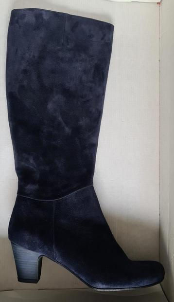 Nieuw, laarzen zwart, suede, mt 39,5. Merk Footnotes beschikbaar voor biedingen