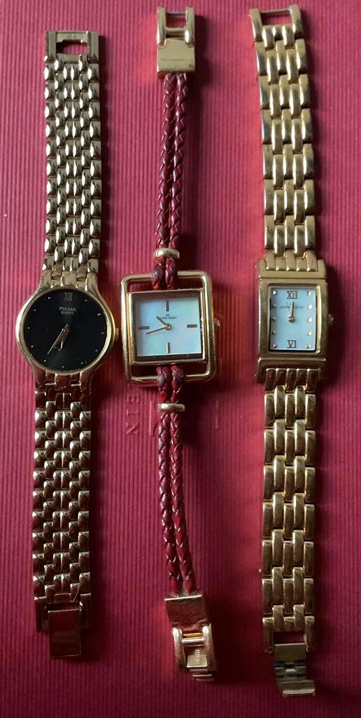 Drie mooie dames horloges  2x Anne Klein, 1x Pulsar, Sieraden, Tassen en Uiterlijk, Horloges | Dames, Gebruikt, Polshorloge, Overige merken
