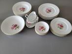 Kaiser Moosrose servies met roze rozen, Huis en Inrichting, Keuken | Servies, Ophalen, Zo goed als nieuw, Bord(en), Overige stijlen