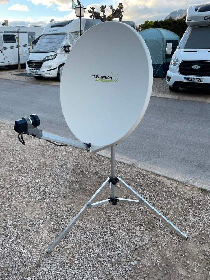 Travel Vision R7 80 cm vol automatische schotel, Audio, Tv en Foto, Schotelantennes, Zo goed als nieuw, (Schotel)antenne, Overige merken
