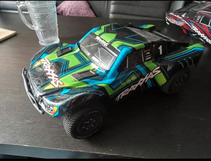Zgan Traxxas slash vxl 4x4, Hobby en Vrije tijd, Modelbouw | Radiografisch | Auto's, Gebruikt, Auto offroad, Elektro, Schaal 1:10