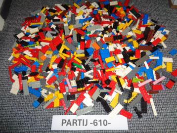 Partij 610=1000x Lego plaatjes, maximale maat 2x6 beschikbaar voor biedingen