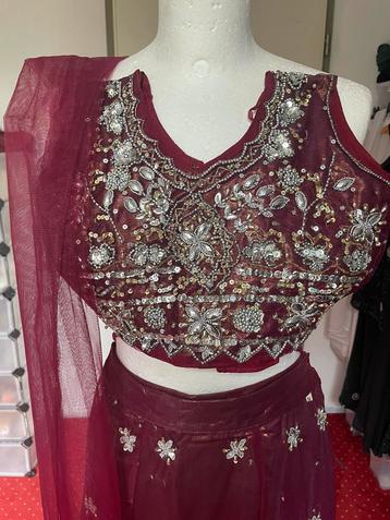 Paarse Indiase Meisjes-kleding: rok+bloes+sjaal beschikbaar voor biedingen