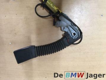 Gordelspanner rechtsvoor BMW X3 E83 Z4 X5 72117078042 beschikbaar voor biedingen