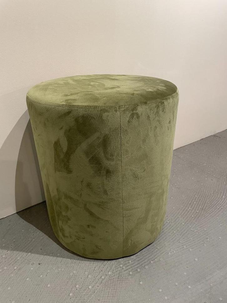 Te koop: Riverdale Poef, Huis en Inrichting, Banken | Voetenbanken en Poefen, Nieuw, Minder dan 50 cm, Minder dan 50 cm, Rond