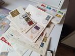 Partij fdc en posstukken in grote doos, Postzegels en Munten, Postzegels | Volle albums en Verzamelingen, Ophalen, Nederland en Buitenland