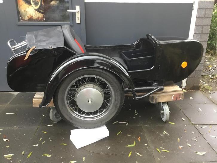 2 zijspannen goedkoop en nog goedkoper......, Motoren, Onderdelen | Oldtimers, Gebruikt, Ophalen of Verzenden