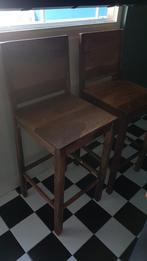2 barstoelen ( ZGAN), Huis en Inrichting, Barkrukken, Ophalen, Met voetsteun, Zo goed als nieuw, Hout