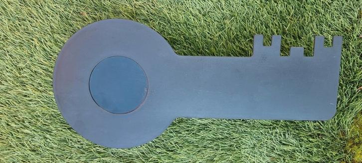 Sleutelkastje grote sleutel voor sleutels opbergen ophangen., Huis en Inrichting, Overige Huis en Inrichting, Zo goed als nieuw