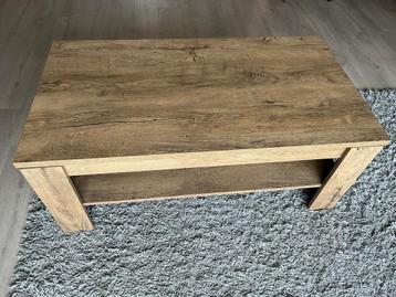 Houten Salontafel beschikbaar voor biedingen