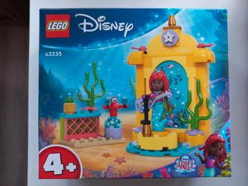 LEGO 43235 Disney's Ariel's Muziekpodium beschikbaar voor biedingen
