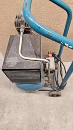 Kleine compressor  voor hobbyist, Doe-het-zelf en Verbouw, Compressors, Ophalen, Gebruikt, Minder dan 200 liter/min, Minder dan 6 bar