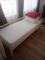 Bed 90 x 200 met 2 matrassen, Huis en Inrichting, Slaapkamer | Bedden, Ophalen, Gebruikt, 90 cm, Eenpersoons