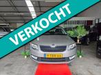Skoda Octavia Combi 1.6 TDI AUT PANORAMA en TAXI Klaar!, Euro 5, Gebruikt, 4 cilinders, Beige