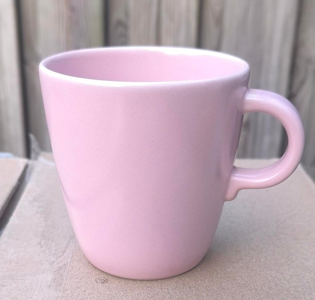 Ikea Mok Roze - 8 Stuks, Huis en Inrichting, Keuken | Servies, Ophalen of Verzenden, Zo goed als nieuw, Effen, Kop(pen) en/of Schotel(s)