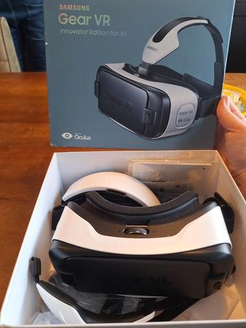 Samsung gear VR Bril samsung S6 beschikbaar voor biedingen