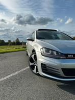 Volkswagen Golf 7 GTI Performance 2.0,Origineel NL, pano dak, Auto's, 65 €/maand, Stof, 1295 kg, 4 cilinders