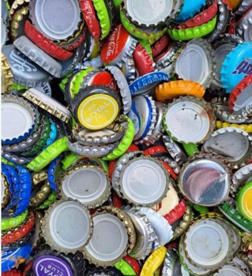 Gezocht/gevraagd kroonkurken-plastic doppen, schroefdoppen,, Verzamelen, Overige Verzamelen, Gebruikt, Ophalen