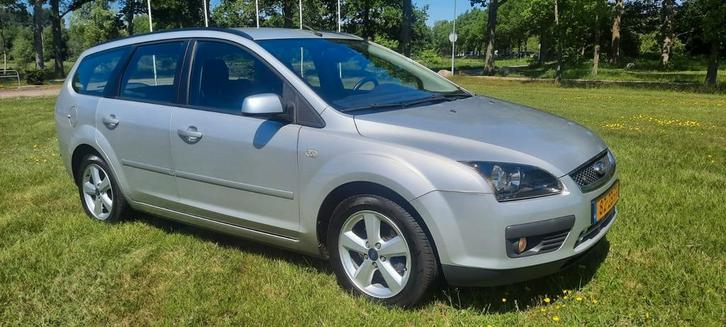Ford Focus 1.8 92KW Wagon 2007 Grijs, Auto's, Ford, Particulier, Focus, Airbags, Centrale vergrendeling, Cruise Control, Elektrische buitenspiegels
