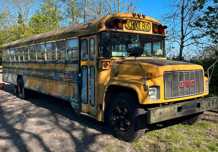 Amerikaanse Schoolbus GMC Blue Bird 1995 Caterpillar diesel, Auto's, Vrachtwagens, Particulier, Overige merken, Diesel, Automaat