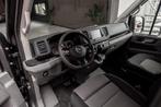 Volkswagen Crafter 30 2.0 TDI L3H3 Highline Aut. | Camera |, Auto's, Bestelauto's, Gebruikt, 4 cilinders, Volkswagen, Leder en Stof
