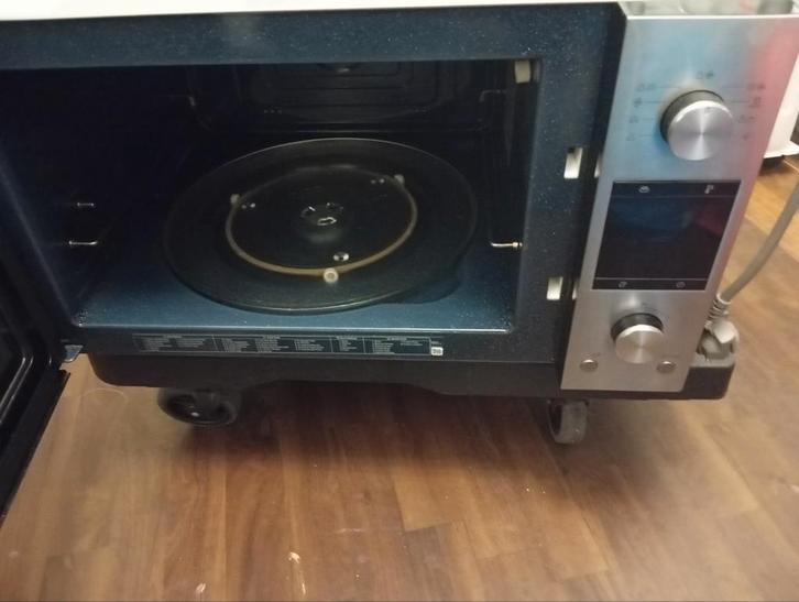Samsung Combimagnetron - Gebruikt, Witgoed en Apparatuur, Magnetrons, Gebruikt, Vrijstaand, Combimagnetron, 45 tot 60 cm, Grill