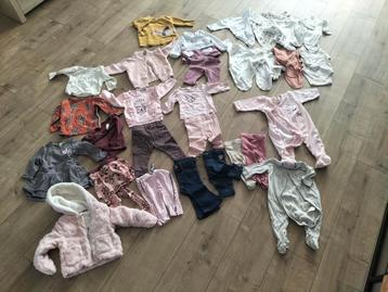 Groot meisjes pakket maat 62 beschikbaar voor biedingen