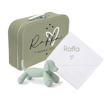 Kraamcadeau? Gevuld koffertje green heart beschikbaar voor biedingen