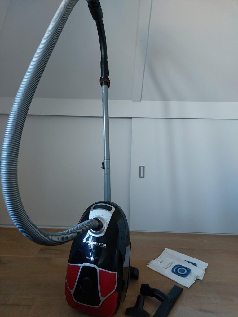 Rowenta Silence Force Stofzuiger, Witgoed en Apparatuur, Stofzuigers, Gebruikt, Stofzuiger, Minder dan 1200 watt, Ophalen