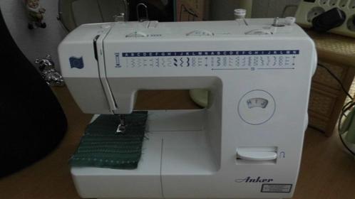 MOOIE EN ZEER STERKE ANKER NAAIMACHINE, Hobby en Vrije tijd, Naaimachines en Toebehoren, Zo goed als nieuw, Naaimachine, Overige merken
